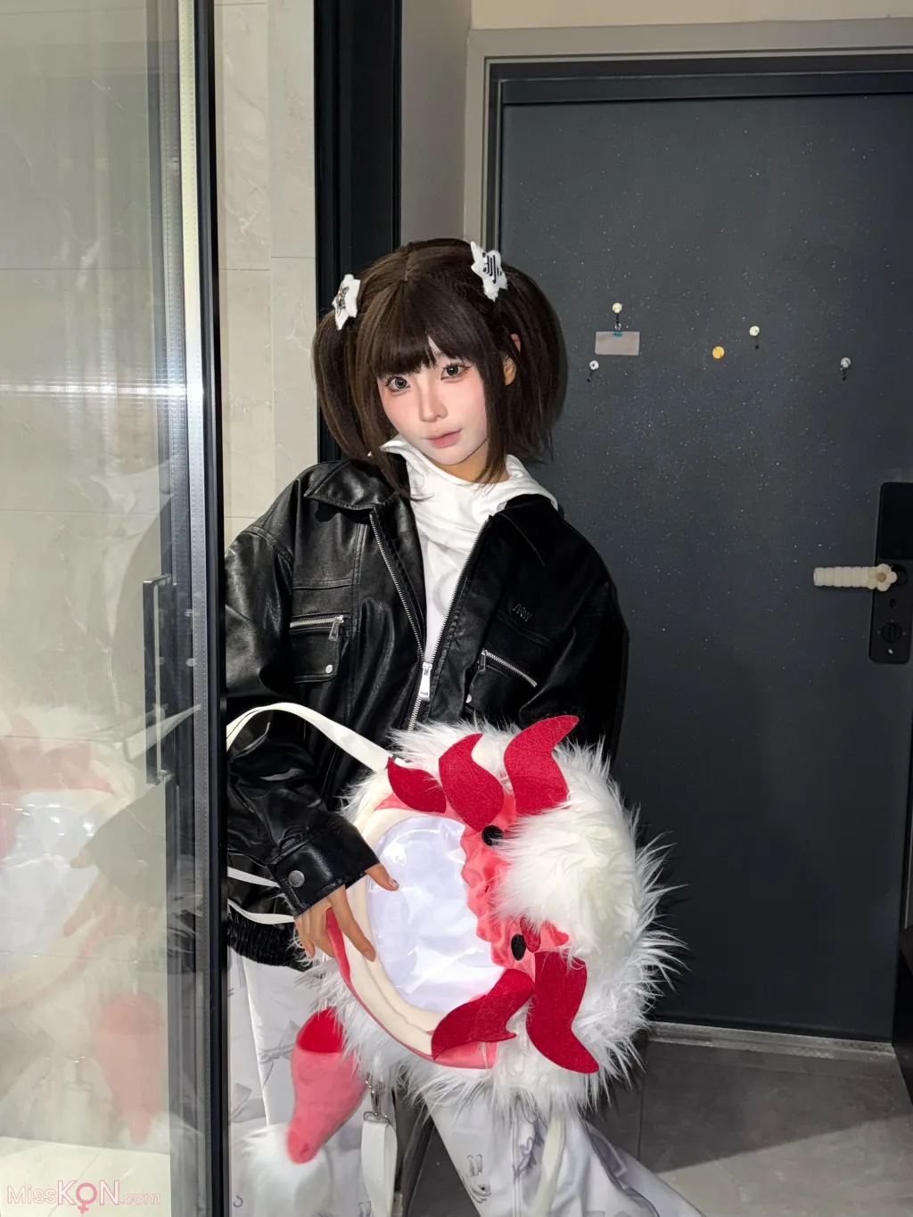 Coser蠢沫沫 chunmomo 2025年1月合集10套 147 photos - 132