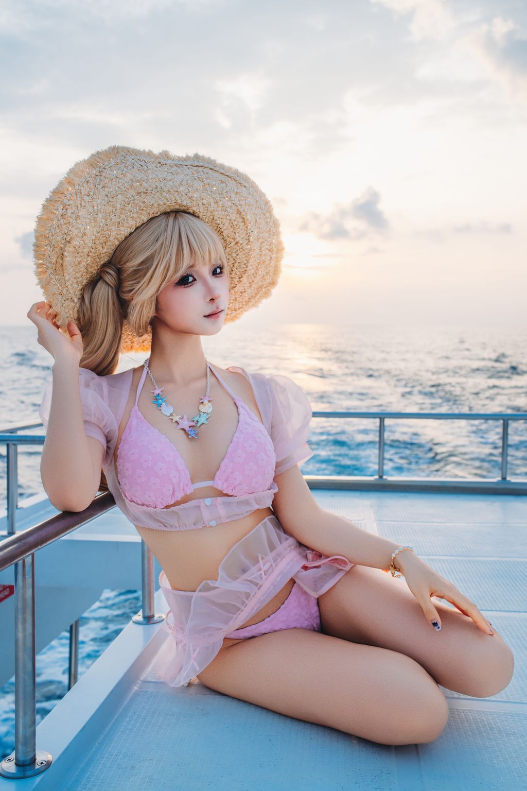 Coser蠢沫沫 chunmomo 2025年12月自拍 200 photos - 108