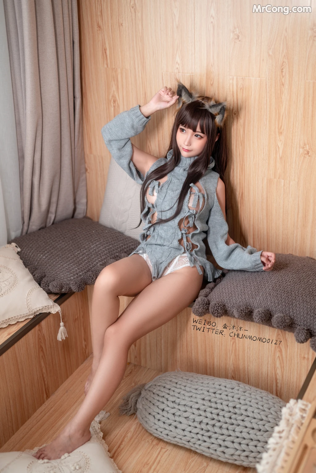 Coser蠢沫沫 chunmomo Vol087 灰露背毛衣 40 photos - 32