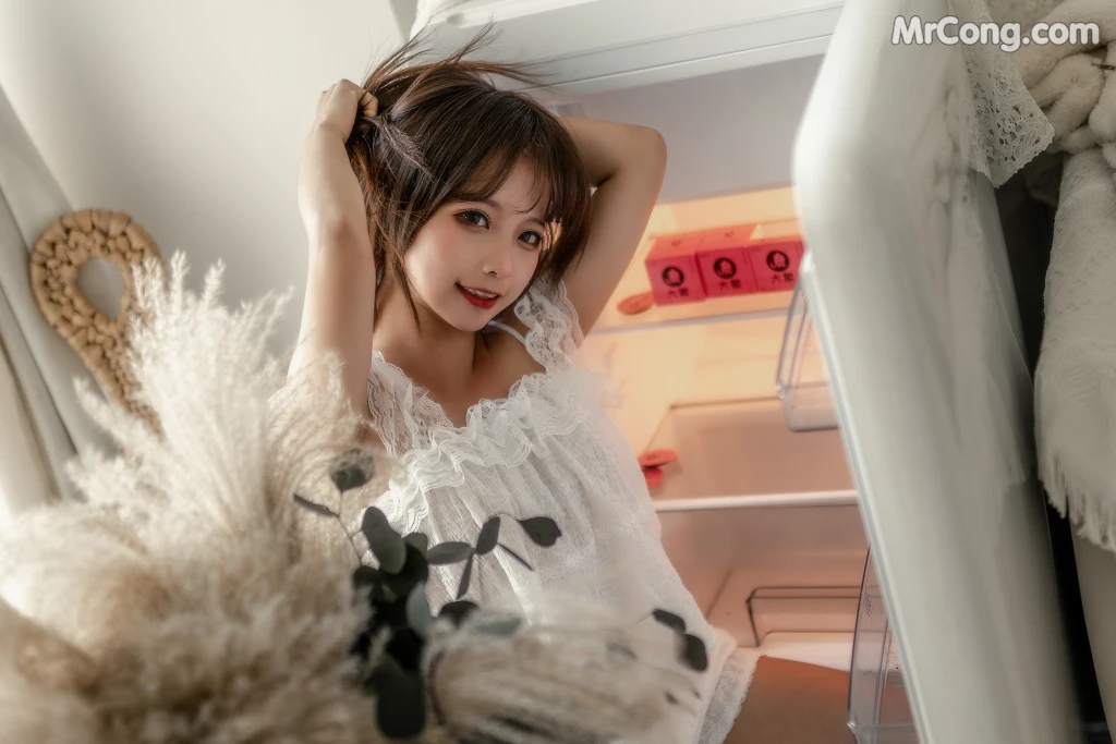 Coser蠢沫沫 chunmomo Vol102 白睡衣 29 photos - 24