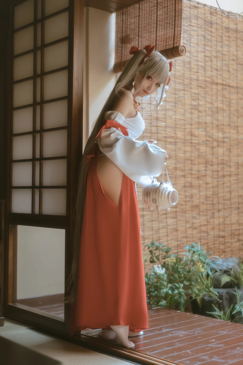 Coser蠢沫沫 chunmomo Vol132 可畏 巫女 55 photos - 18