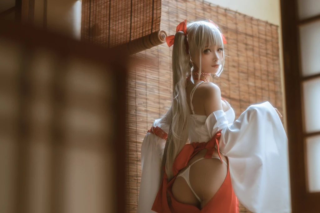 Coser蠢沫沫 chunmomo Vol132 可畏 巫女 55 photos - 37
