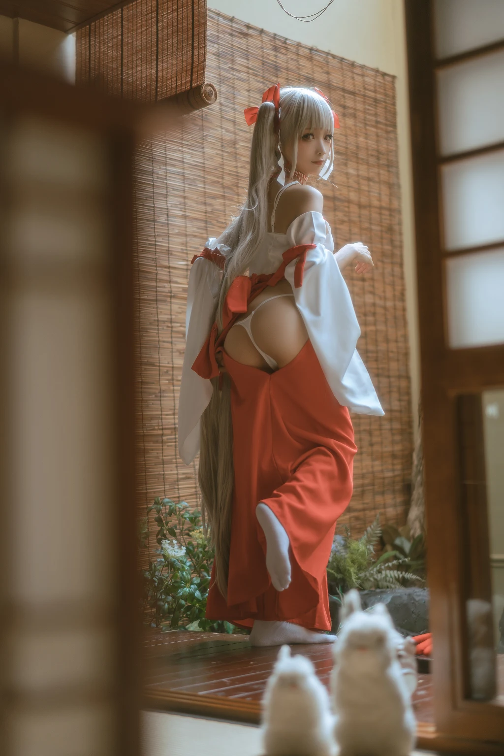 Coser蠢沫沫 chunmomo Vol132 可畏 巫女 55 photos - 38