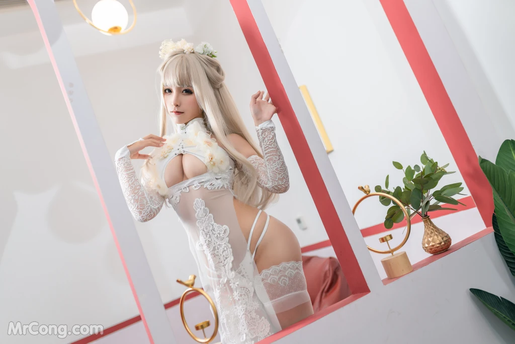 Coser蠢沫沫 chunmomo Vol155 沫沫真爱版 歪萌白旗袍 40 photos