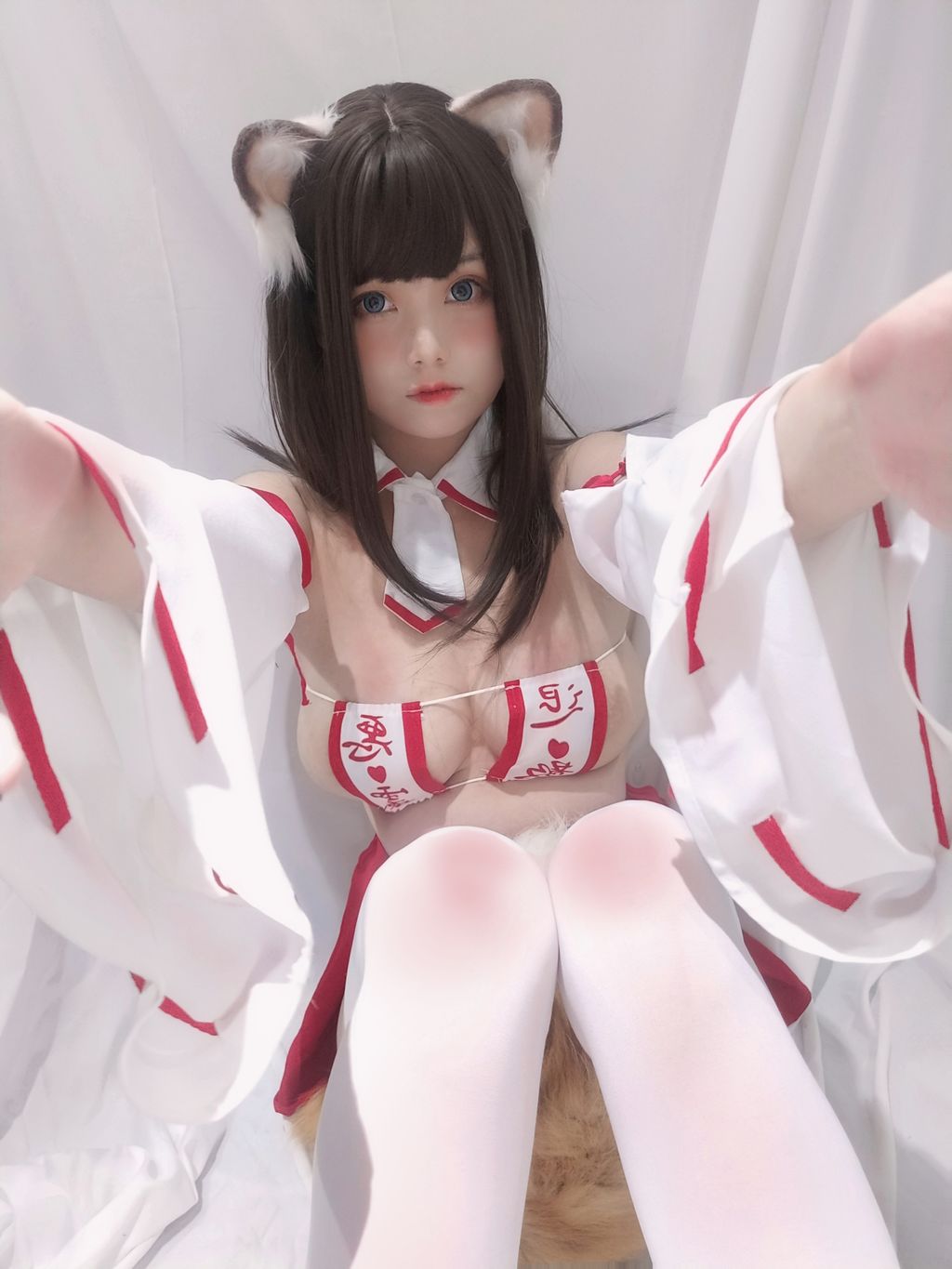 Coser  蜜汁 猫 裘 Vol033 22 photos - 18