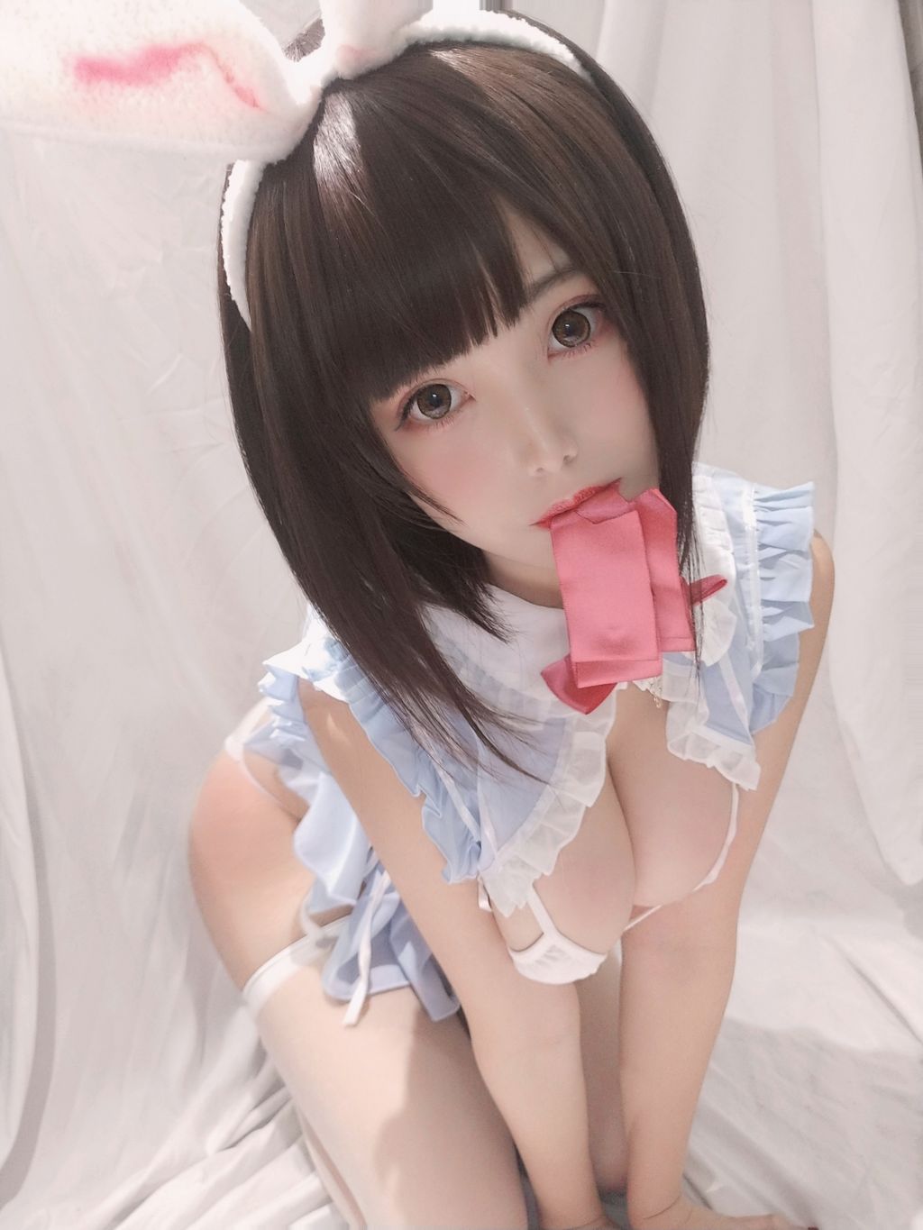 Coser  蜜汁 猫 裘 Vol035 30 photos  3 videos - 12