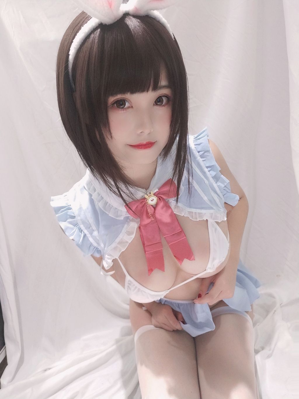 Coser  蜜汁 猫 裘 Vol035 30 photos  3 videos - 18