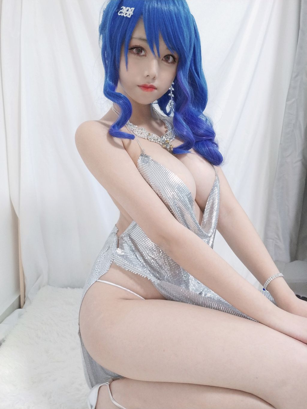 Coser  蜜汁 猫 裘 Vol045 圣路易斯 28 photos - 19