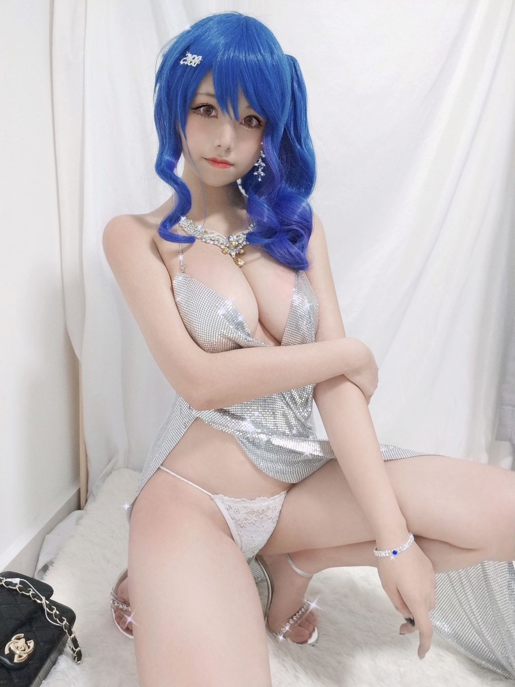Coser  蜜汁 猫 裘 Vol045 圣路易斯 28 photos - 28