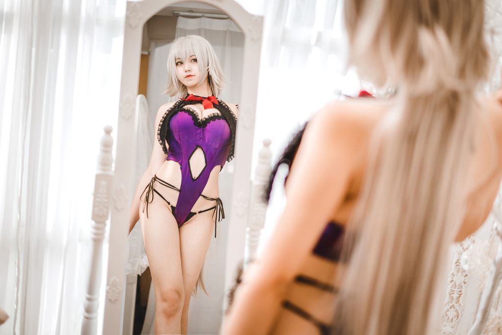 Coser  蜜汁 猫 裘 Vol046 贞德 女仆 40 photos - 10