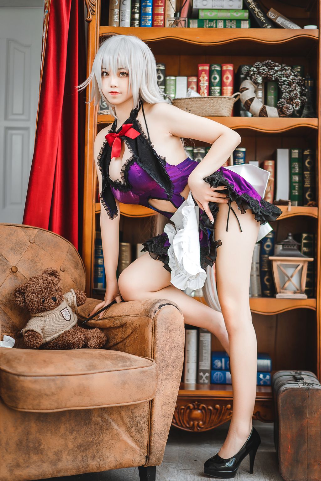 Coser  蜜汁 猫 裘 Vol046 贞德 女仆 40 photos - 39