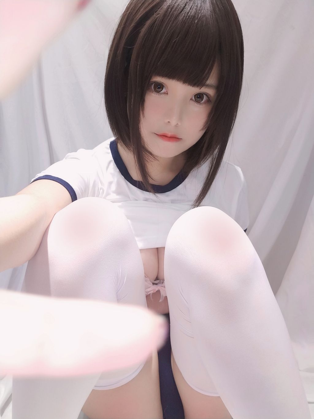 Coser  蜜汁 猫 裘 Vol052 JK 体操服 31 photos - 15