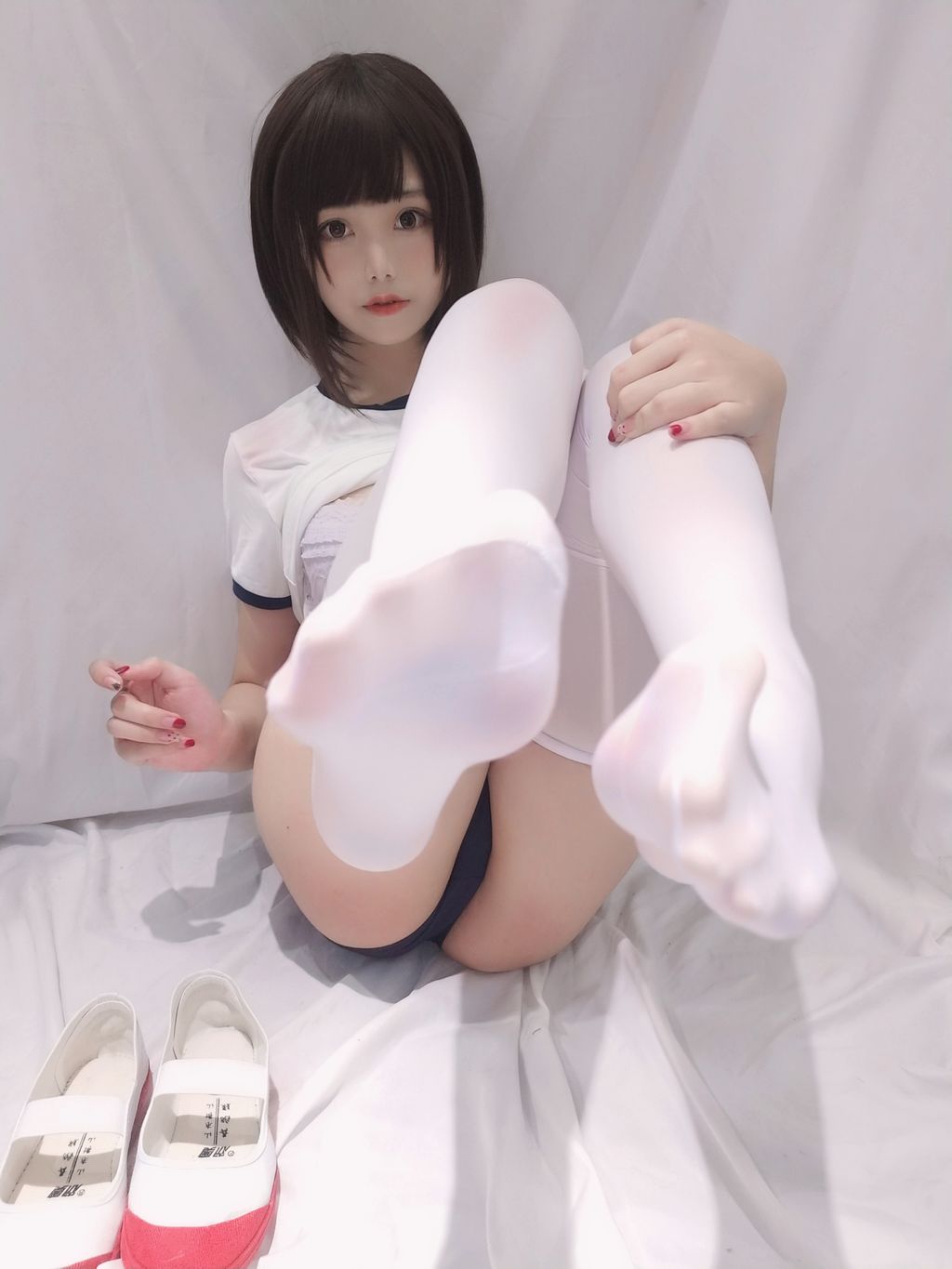 Coser  蜜汁 猫 裘 Vol052 JK 体操服 31 photos - 23