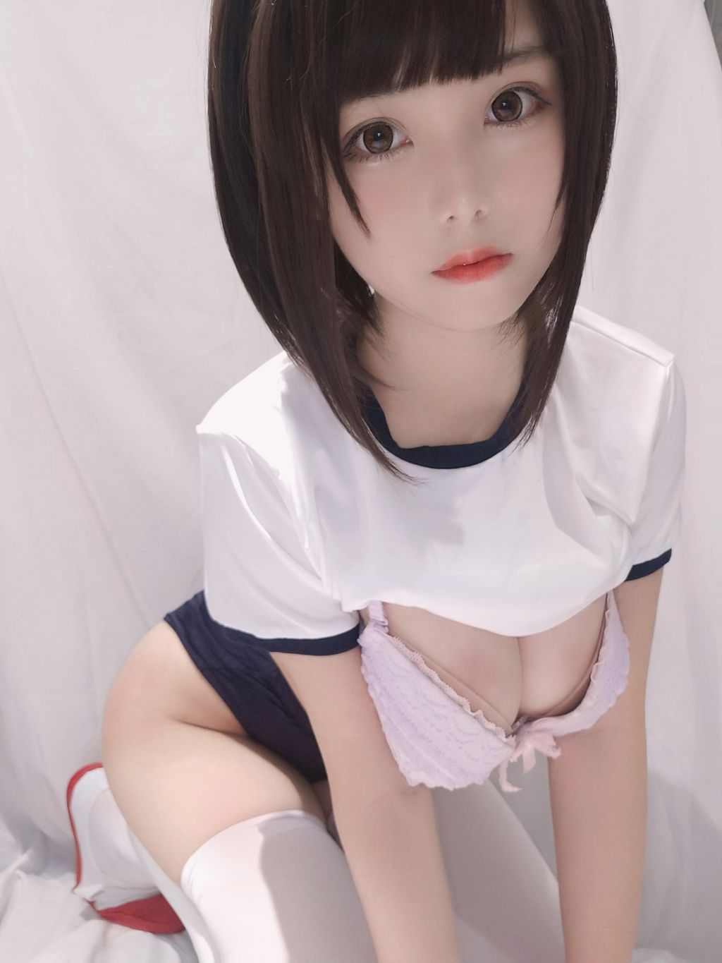 Coser  蜜汁 猫 裘 Vol052 JK 体操服 31 photos - 26