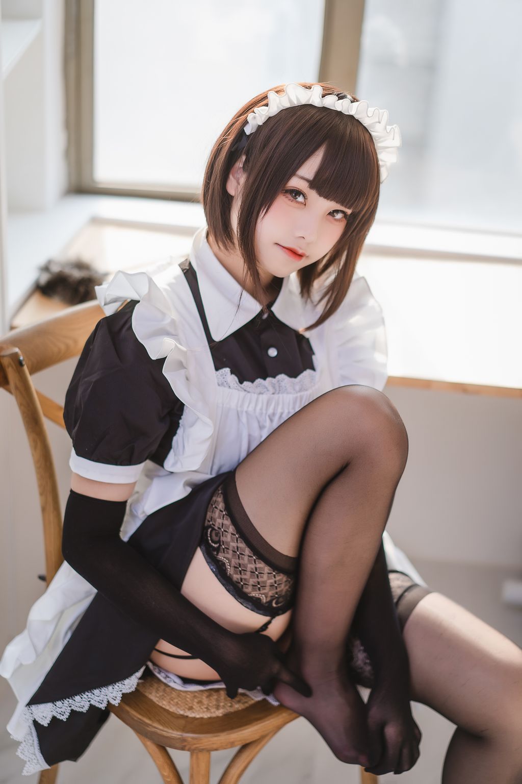 Coser  蜜汁 猫 裘 Vol059 民宿 女仆 50 photos - 22