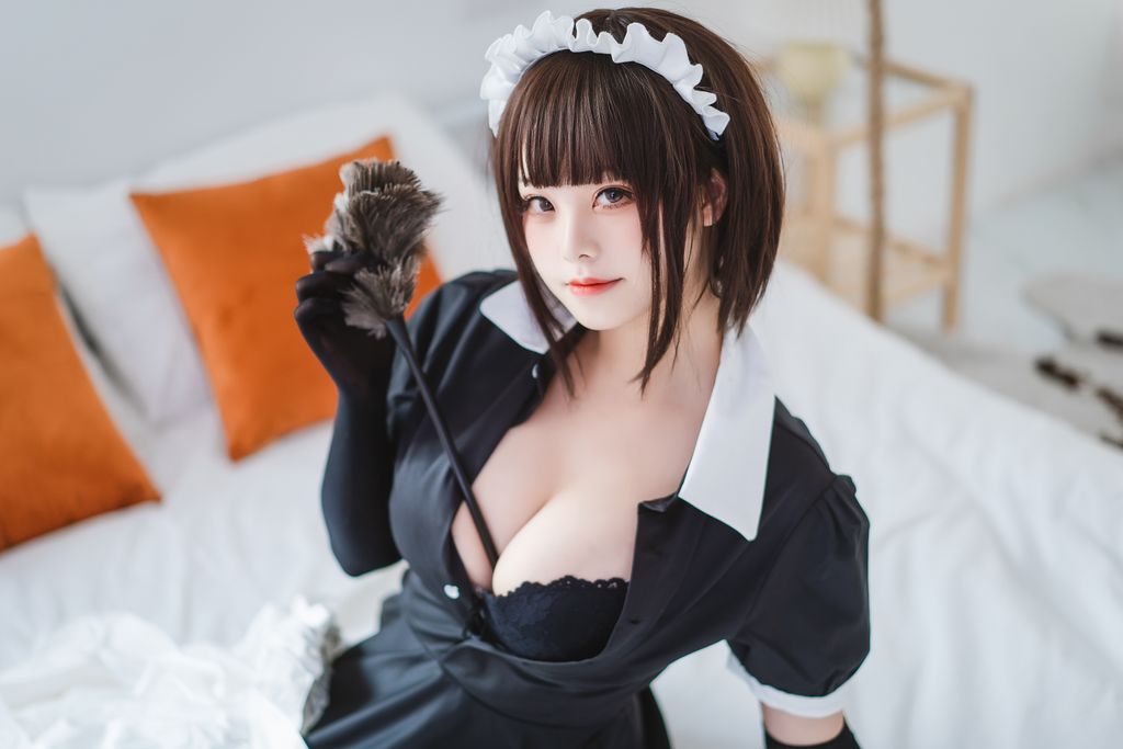 Coser  蜜汁 猫 裘 Vol059 民宿 女仆 50 photos - 23