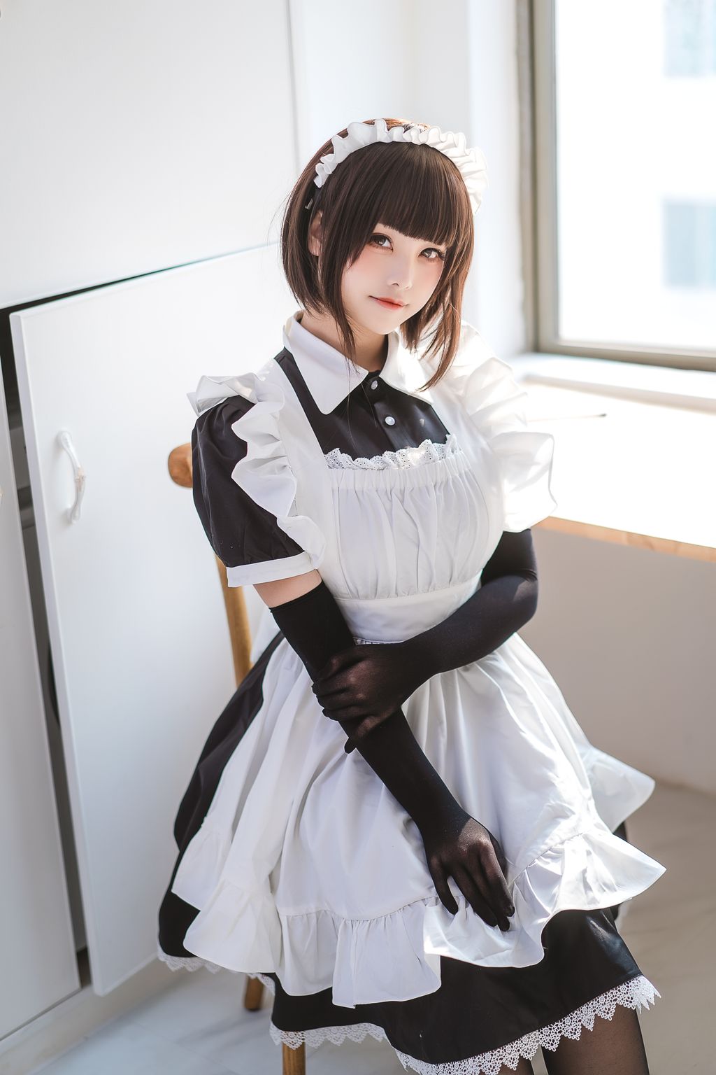 Coser  蜜汁 猫 裘 Vol059 民宿 女仆 50 photos - 26