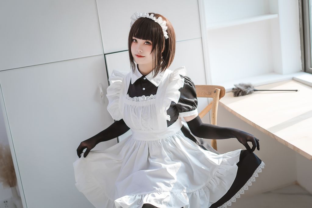 Coser  蜜汁 猫 裘 Vol059 民宿 女仆 50 photos - 27
