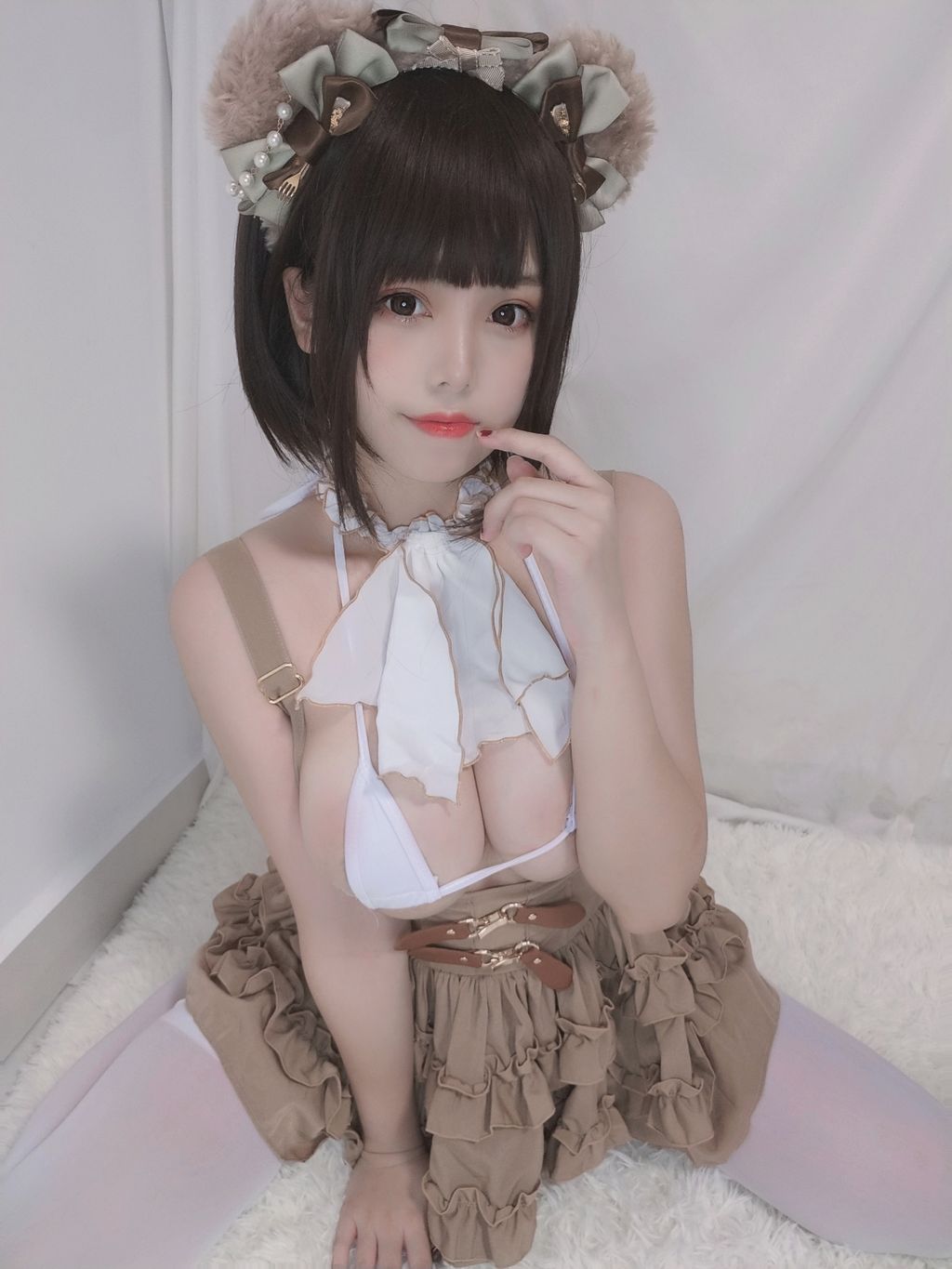 Coser  蜜汁 猫 裘 Vol060 小熊 52 photos - 37