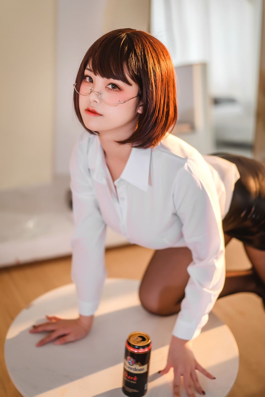 Coser  蜜汁 猫 裘 Vol062 醉 OL 52 photos - 4