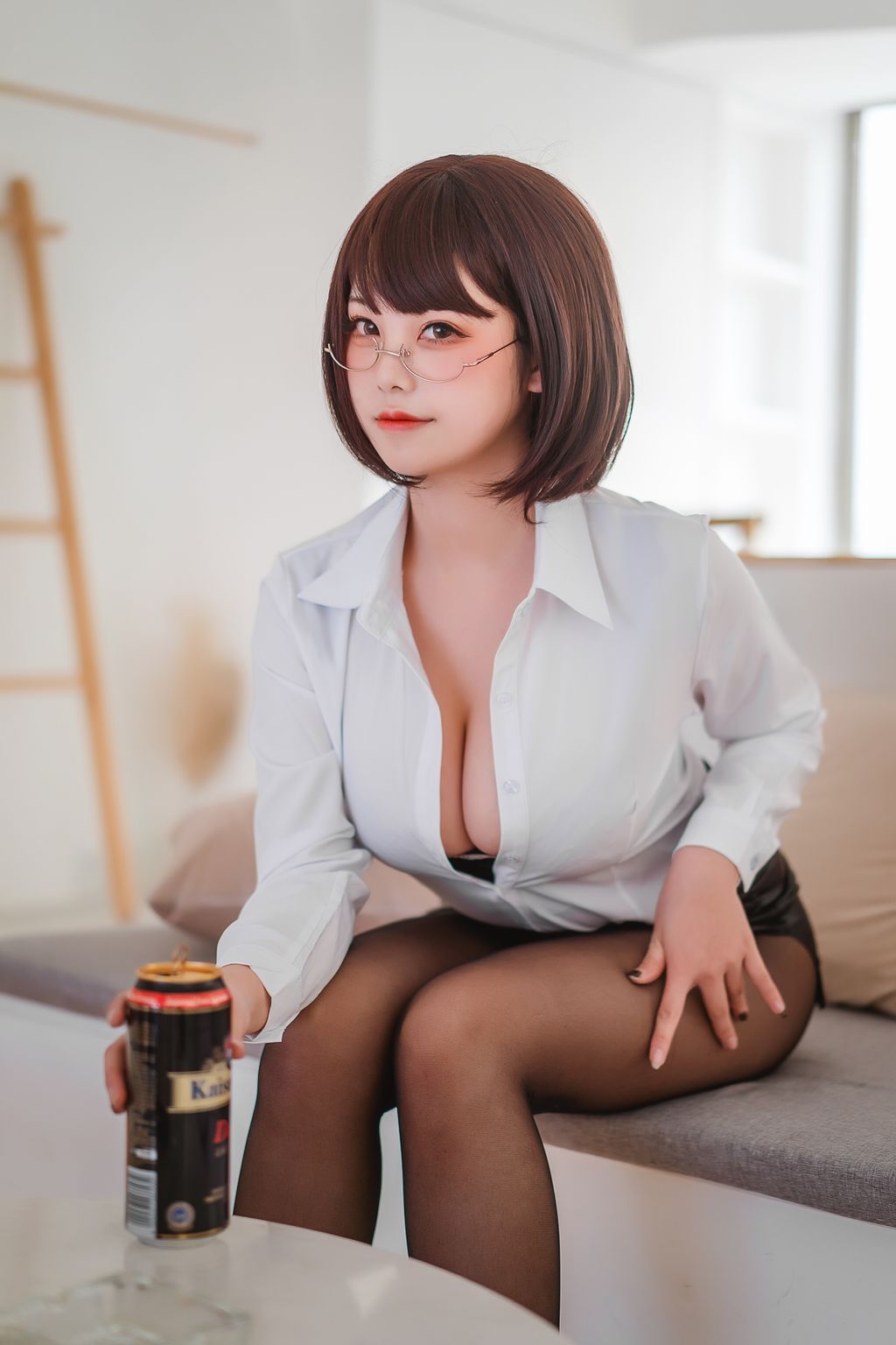 Coser  蜜汁 猫 裘 Vol062 醉 OL 52 photos - 38
