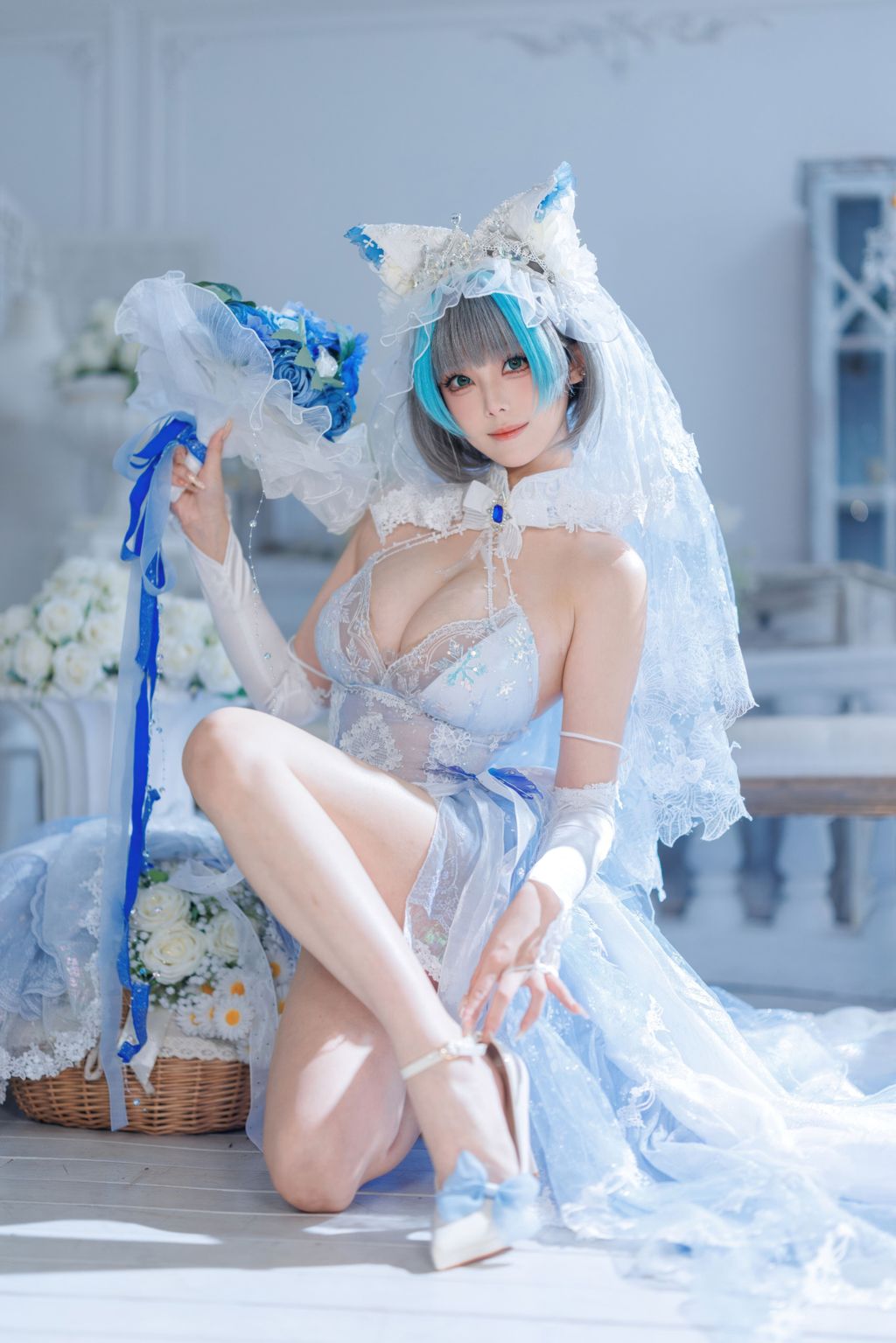Coser蜜汁猫裘 碧蓝航线 柴郡 花嫁 134 photos  2 videos - 3