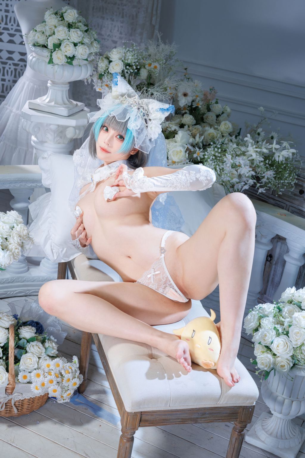Coser蜜汁猫裘 碧蓝航线 柴郡 花嫁 134 photos  2 videos - 58