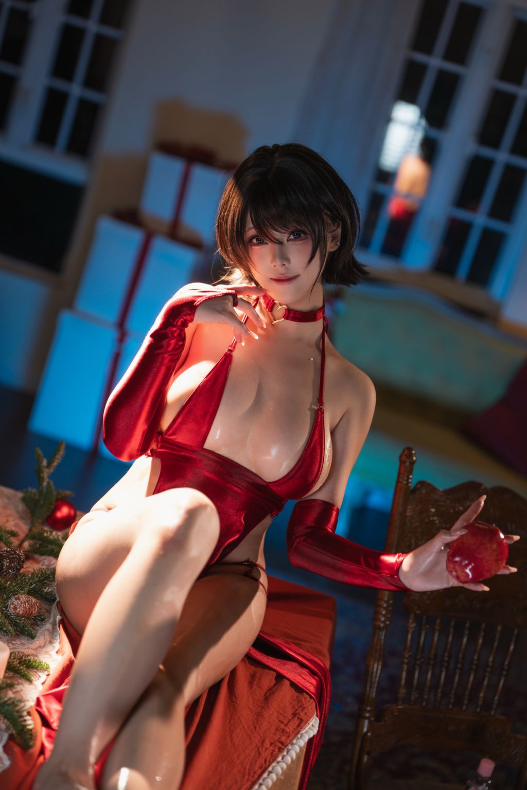 Coser蜜汁猫裘 红苹果 112 photos  1 video - 76