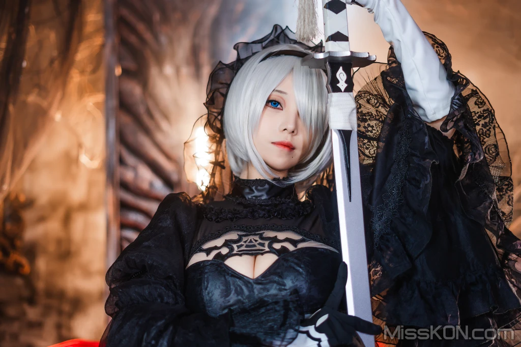 Coser蜜汁猫裘 2B 72 photos - 33