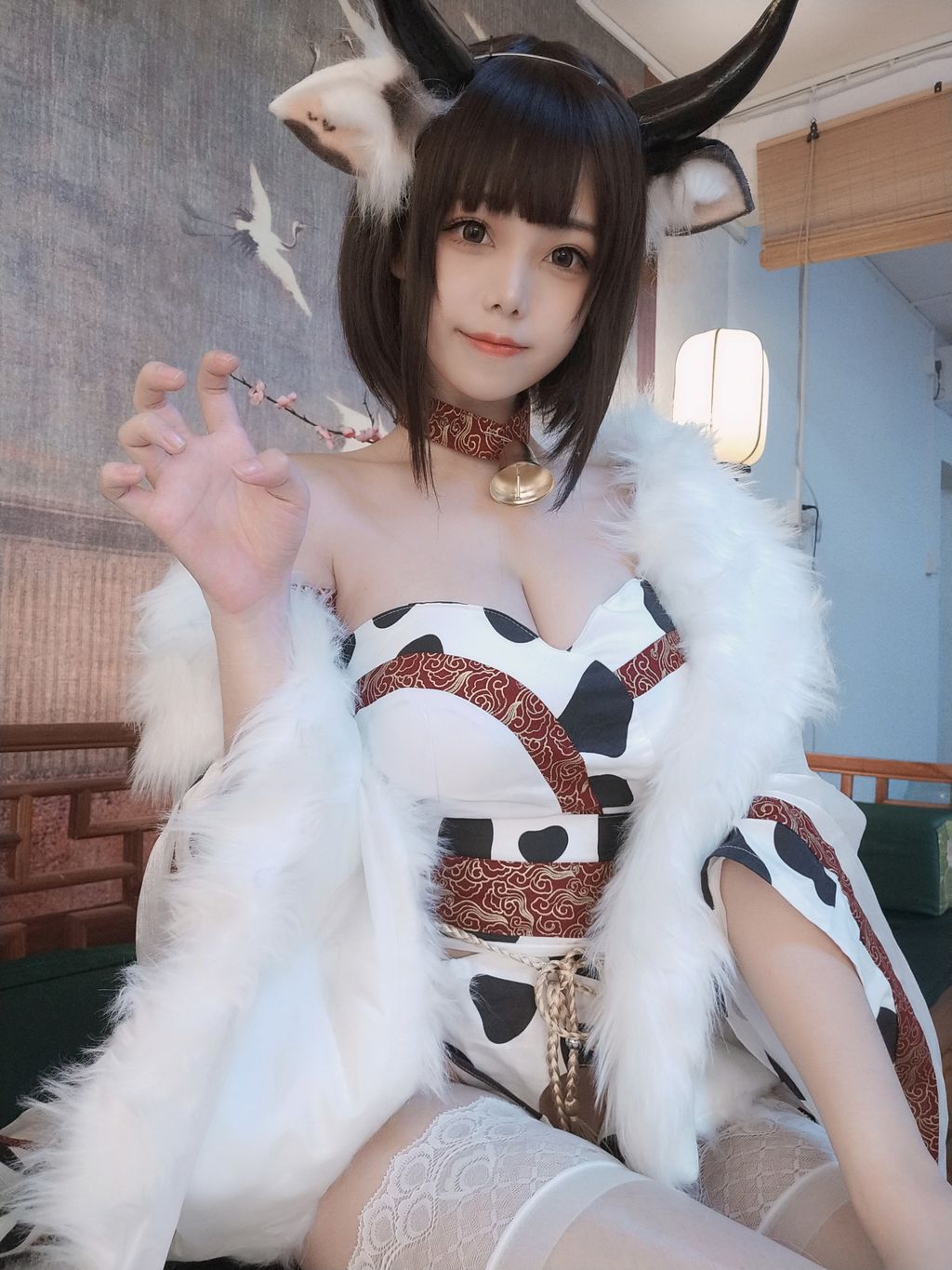 Coser蜜汁猫裘 Vol064 30 photos