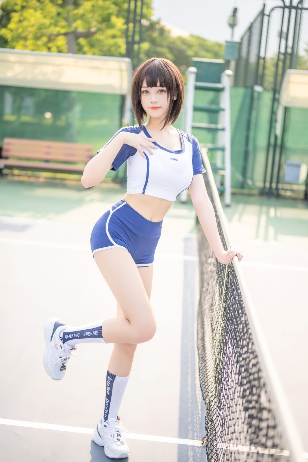 Coser蜜汁猫裘 Vol065 50 photos