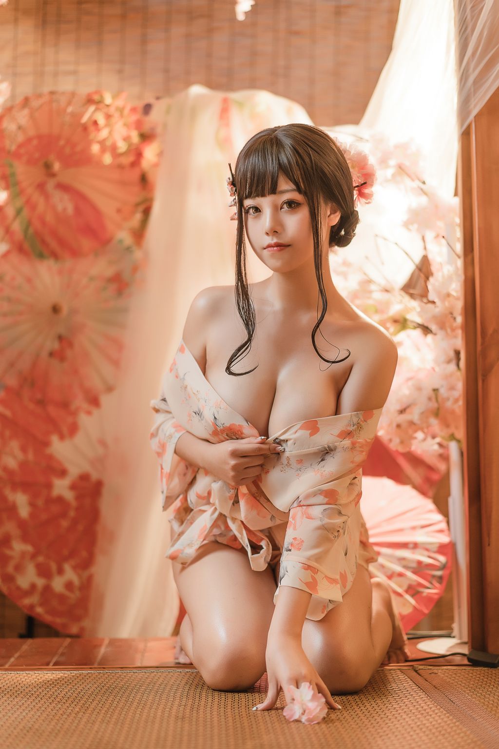 Coser蜜汁猫裘 Vol066 浴娘2 37 photos - 14