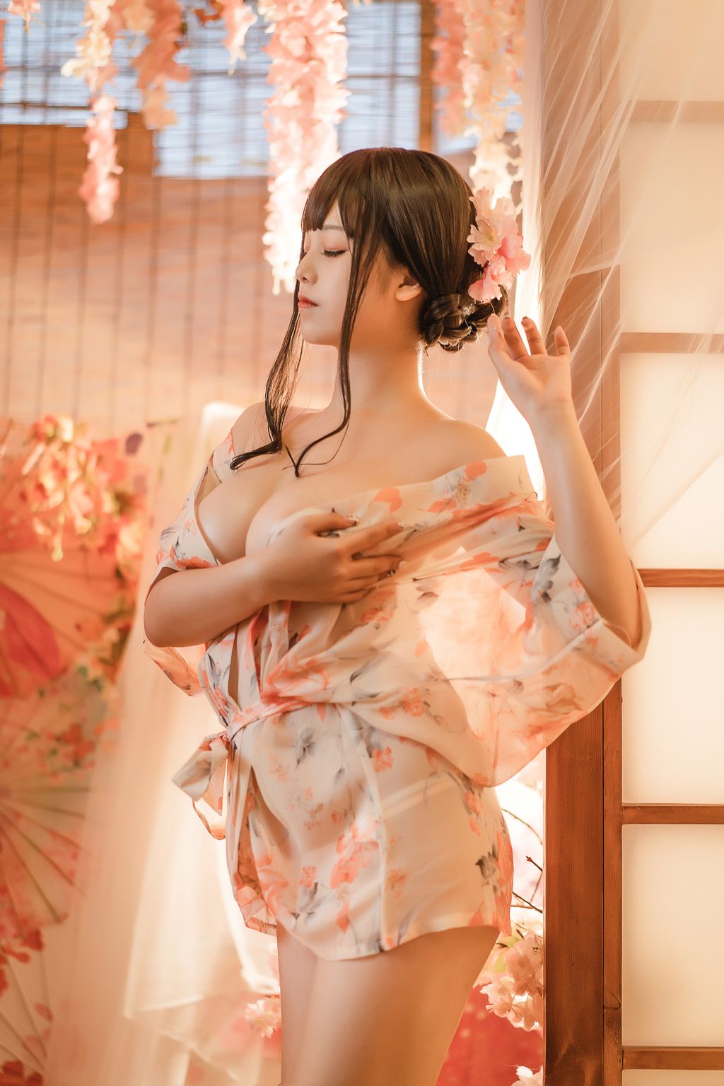 Coser蜜汁猫裘 Vol066 浴娘2 37 photos - 20