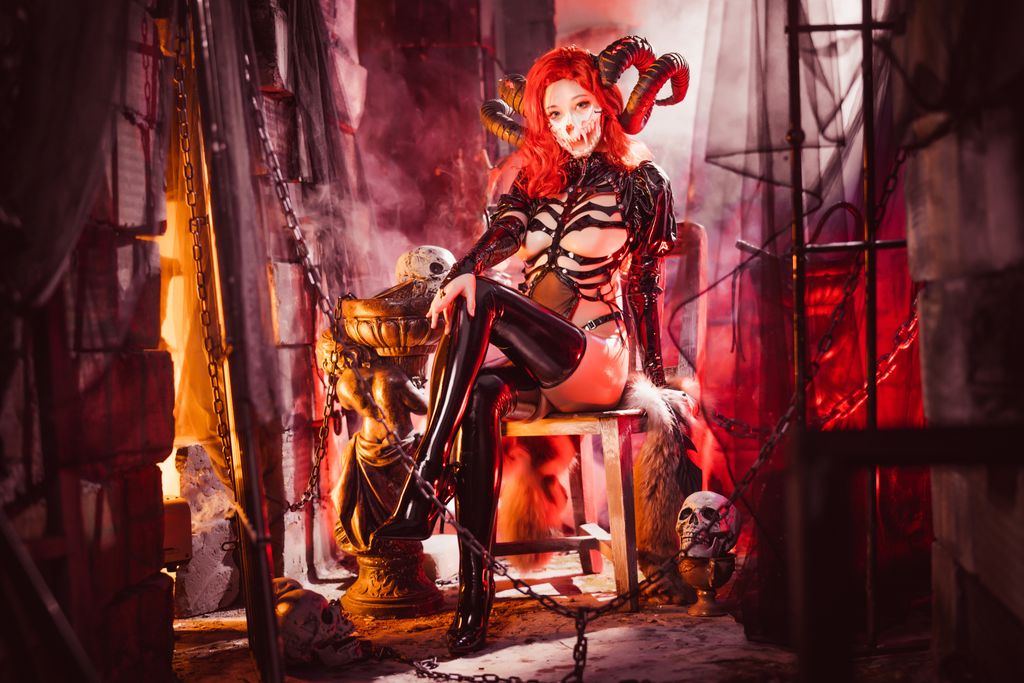 Coser蜜汁猫裘 Vol068 50 photos - 35