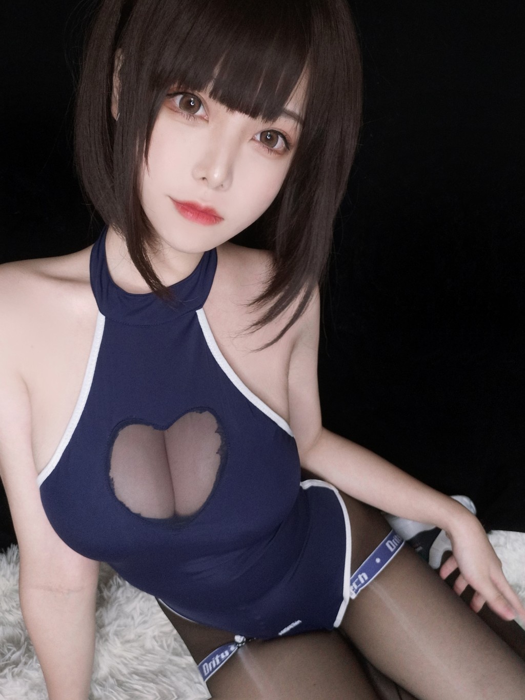 Coser蜜汁猫裘 Vol069 34 photos - 2