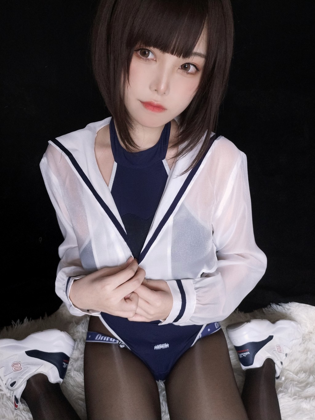 Coser蜜汁猫裘 Vol069 34 photos - 12
