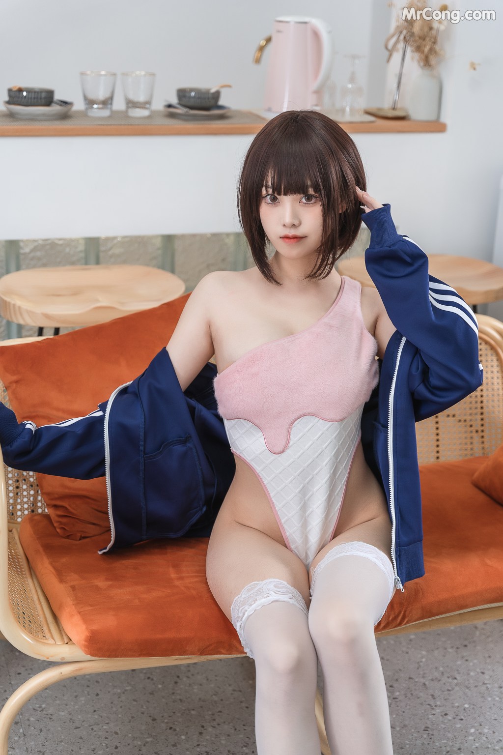 Coser蜜汁猫裘 Vol076 草莓圣代 45 photos - 31