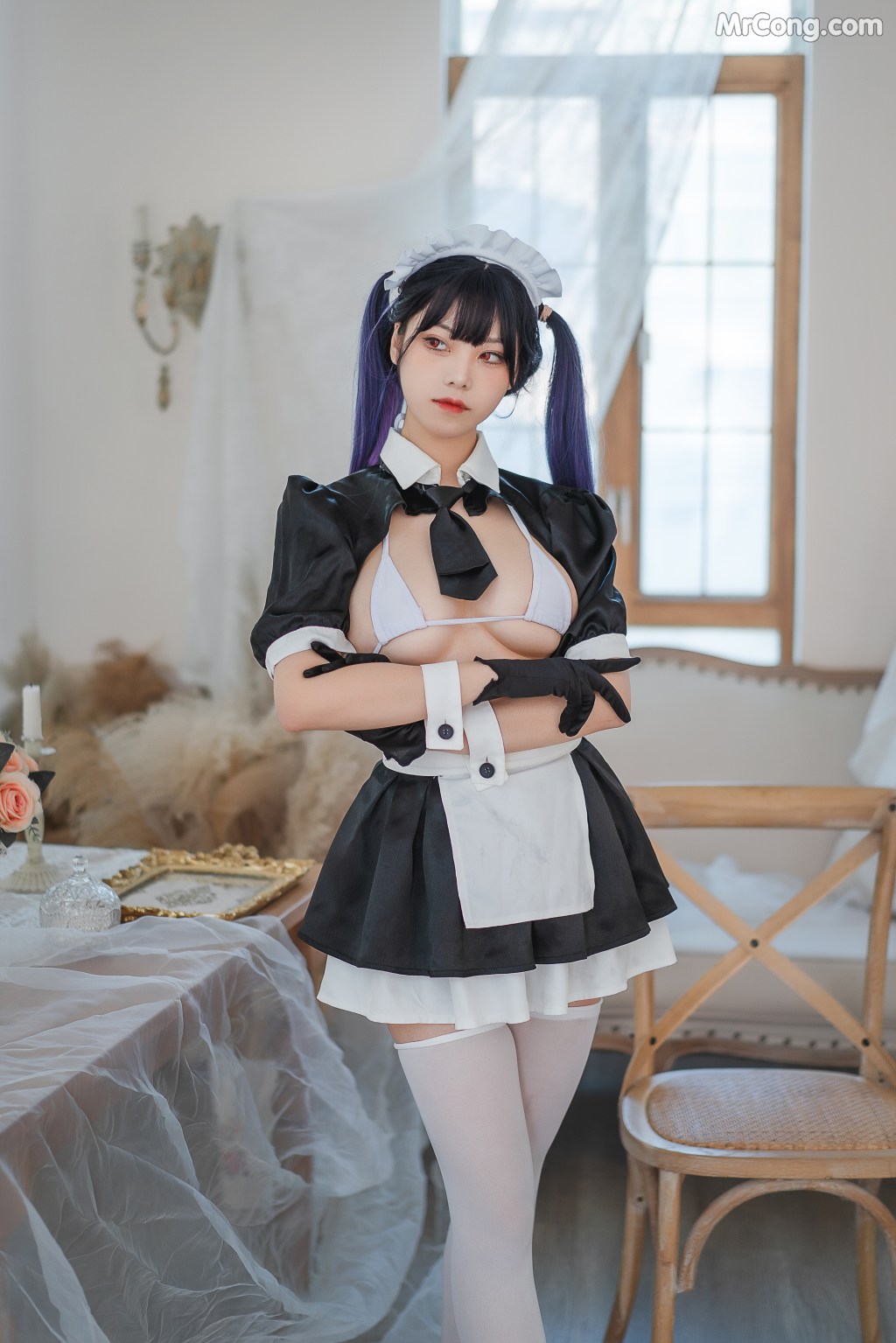 Coser蜜汁猫裘 Vol077 工作女仆 50 photos