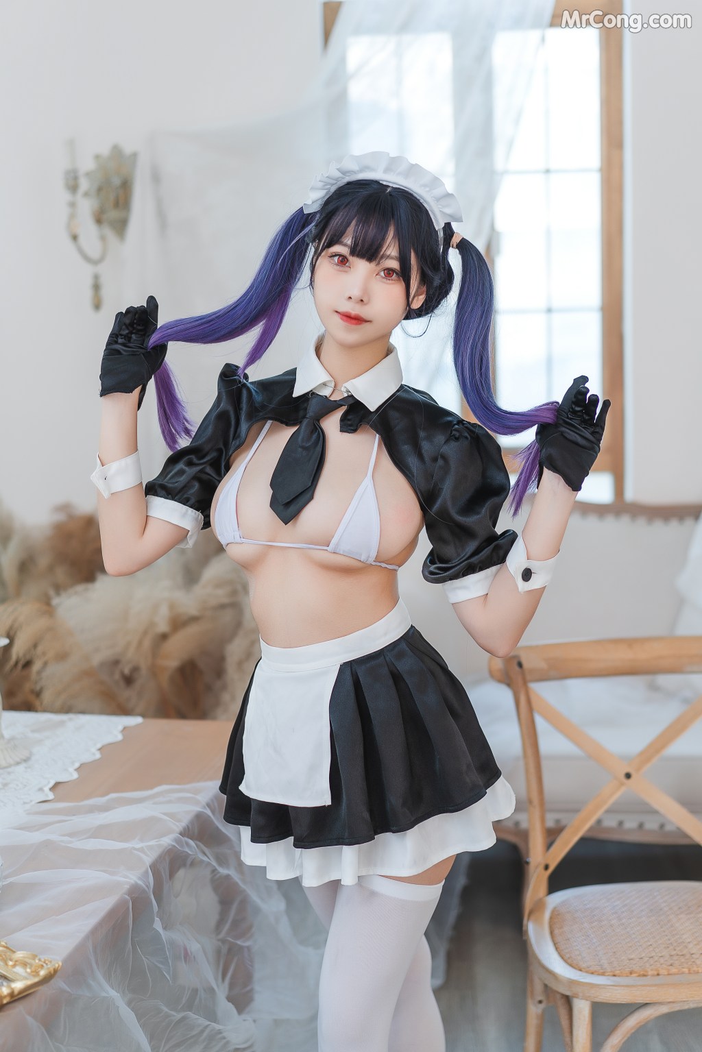 Coser蜜汁猫裘 Vol077 工作女仆 50 photos - 11