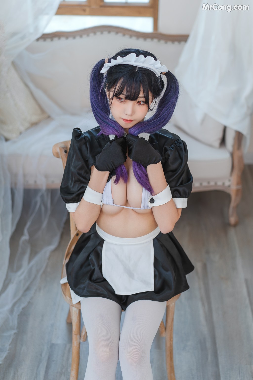 Coser蜜汁猫裘 Vol077 工作女仆 50 photos - 29