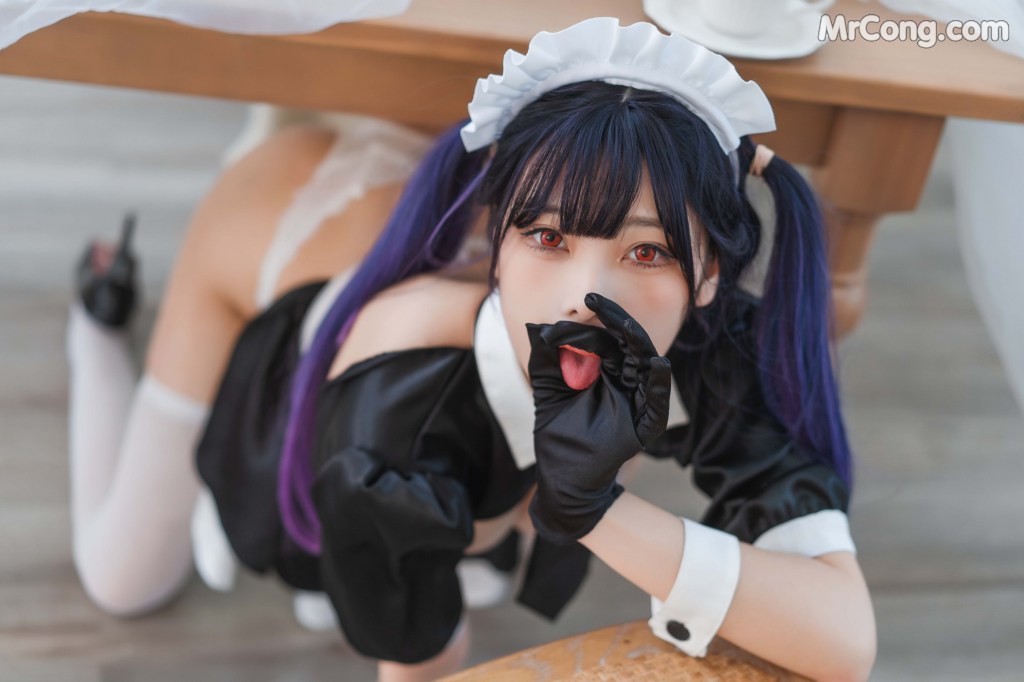Coser蜜汁猫裘 Vol077 工作女仆 50 photos - 33