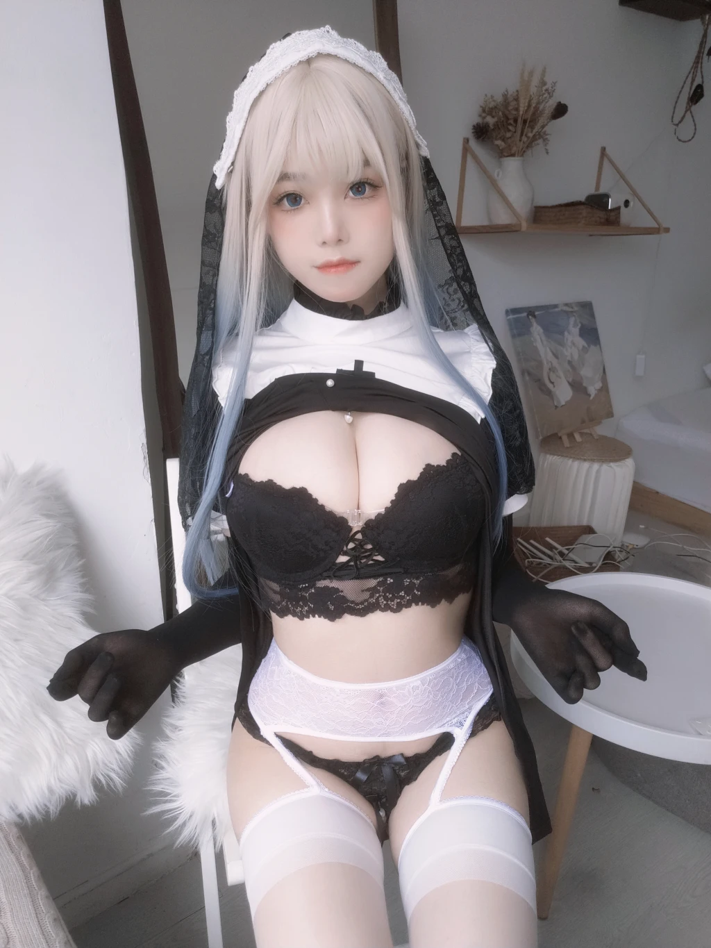 Coser蜜汁猫裘 Vol082 修女自拍 35 photos - 5