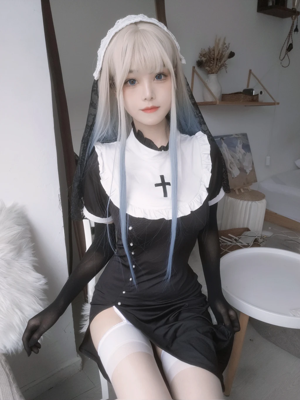 Coser蜜汁猫裘 Vol082 修女自拍 35 photos - 29