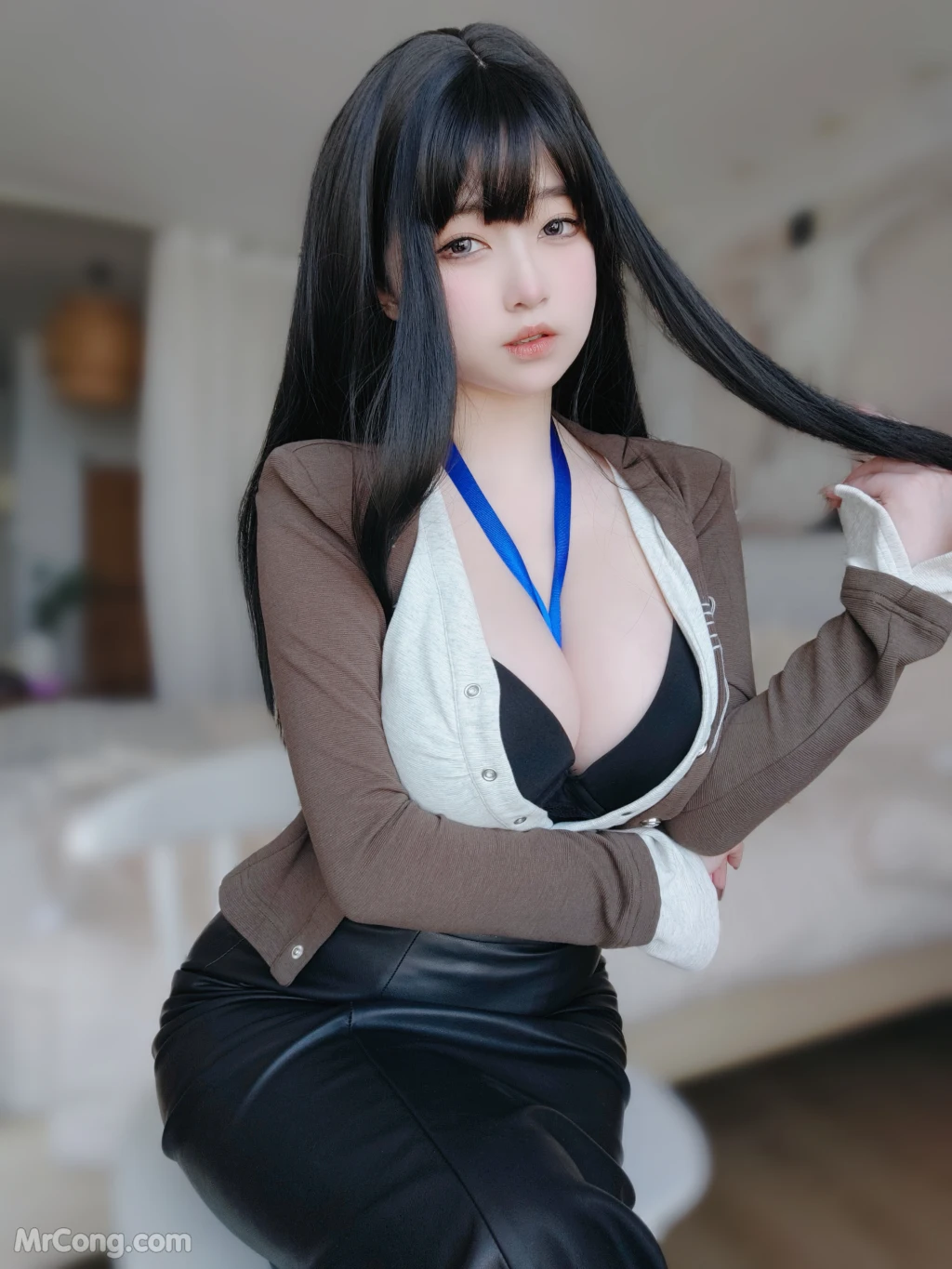 Coser女主K 上司的秘密 109 photos - 6