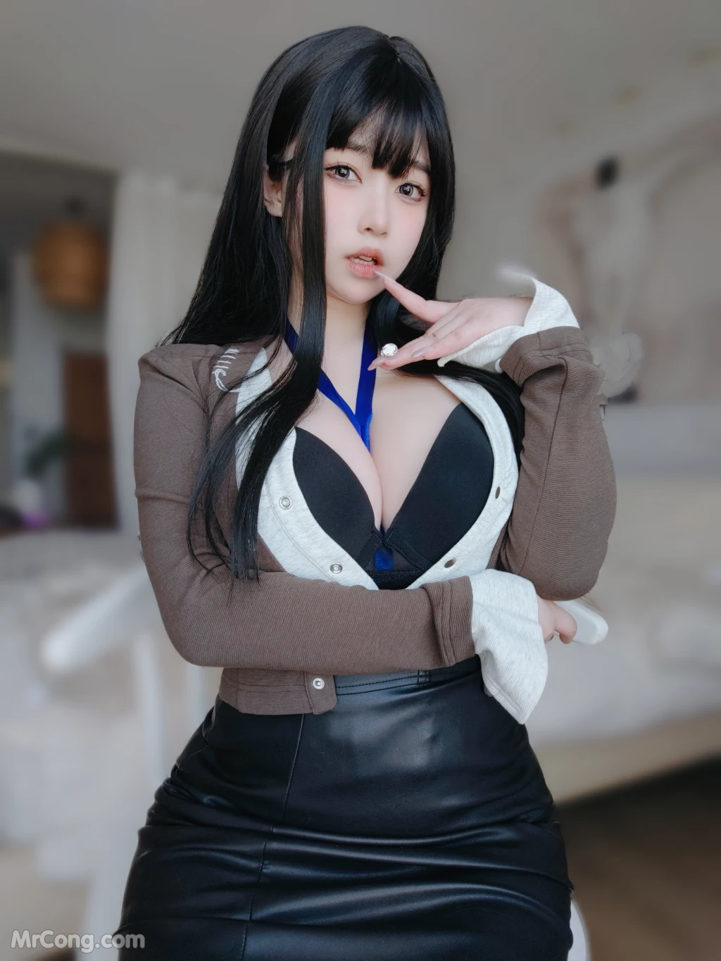 Coser女主K 上司的秘密 109 photos - 7