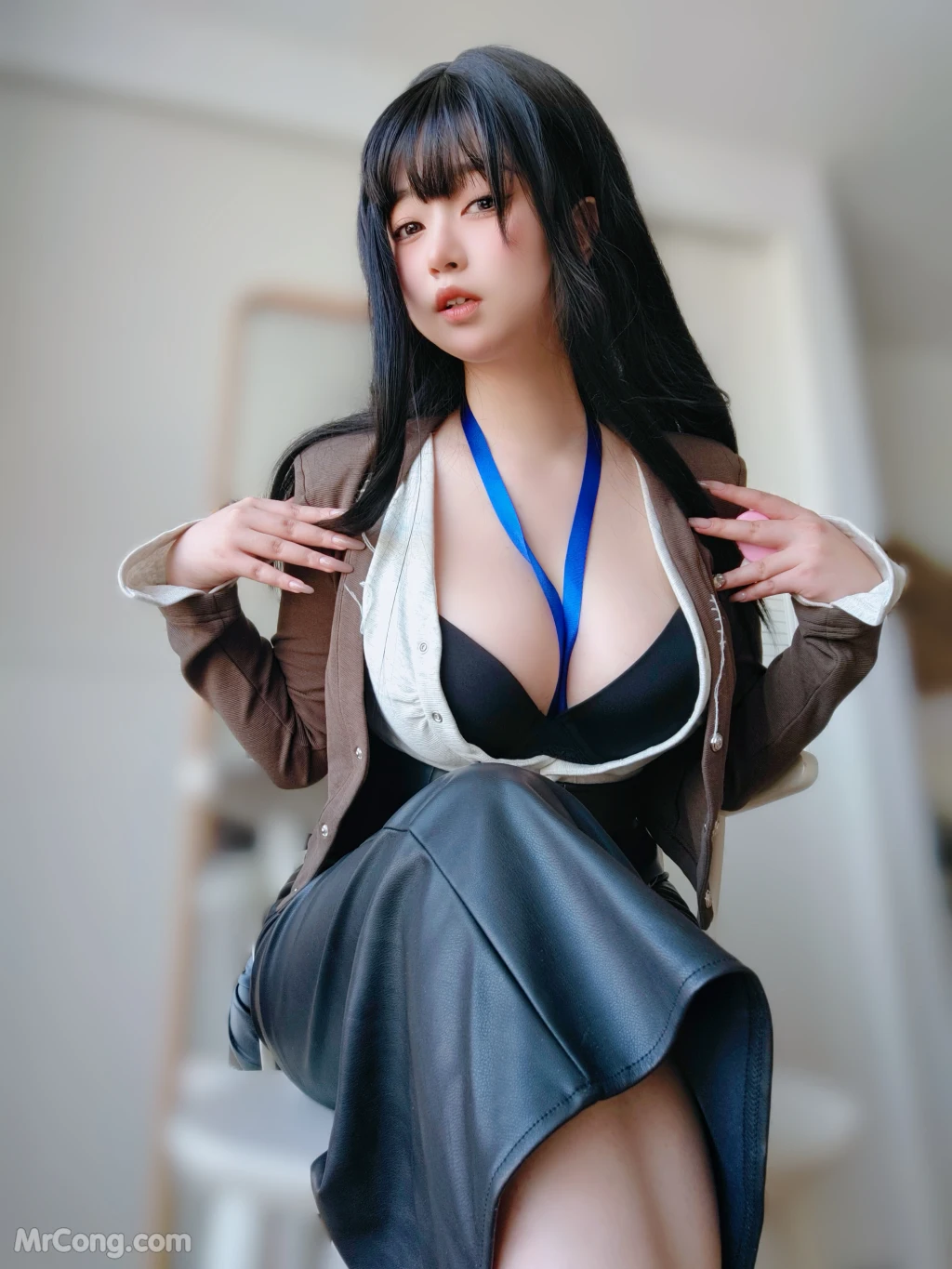 Coser女主K 上司的秘密 109 photos - 55