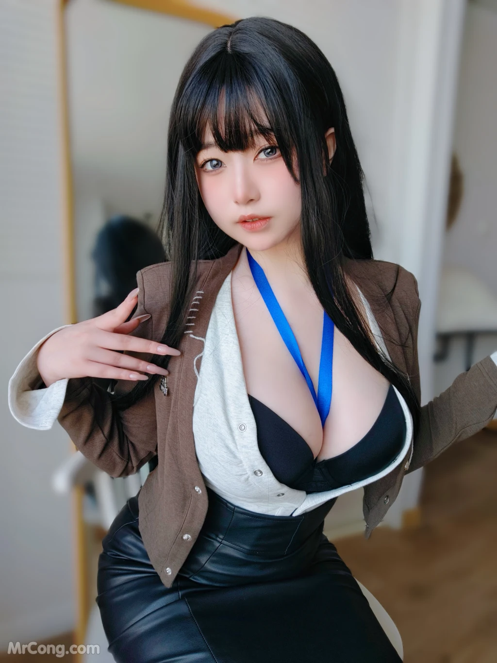 Coser女主K 上司的秘密 109 photos - 62