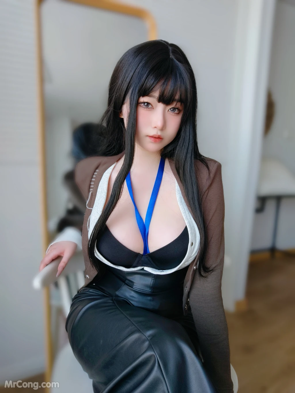 Coser女主K 上司的秘密 109 photos - 68