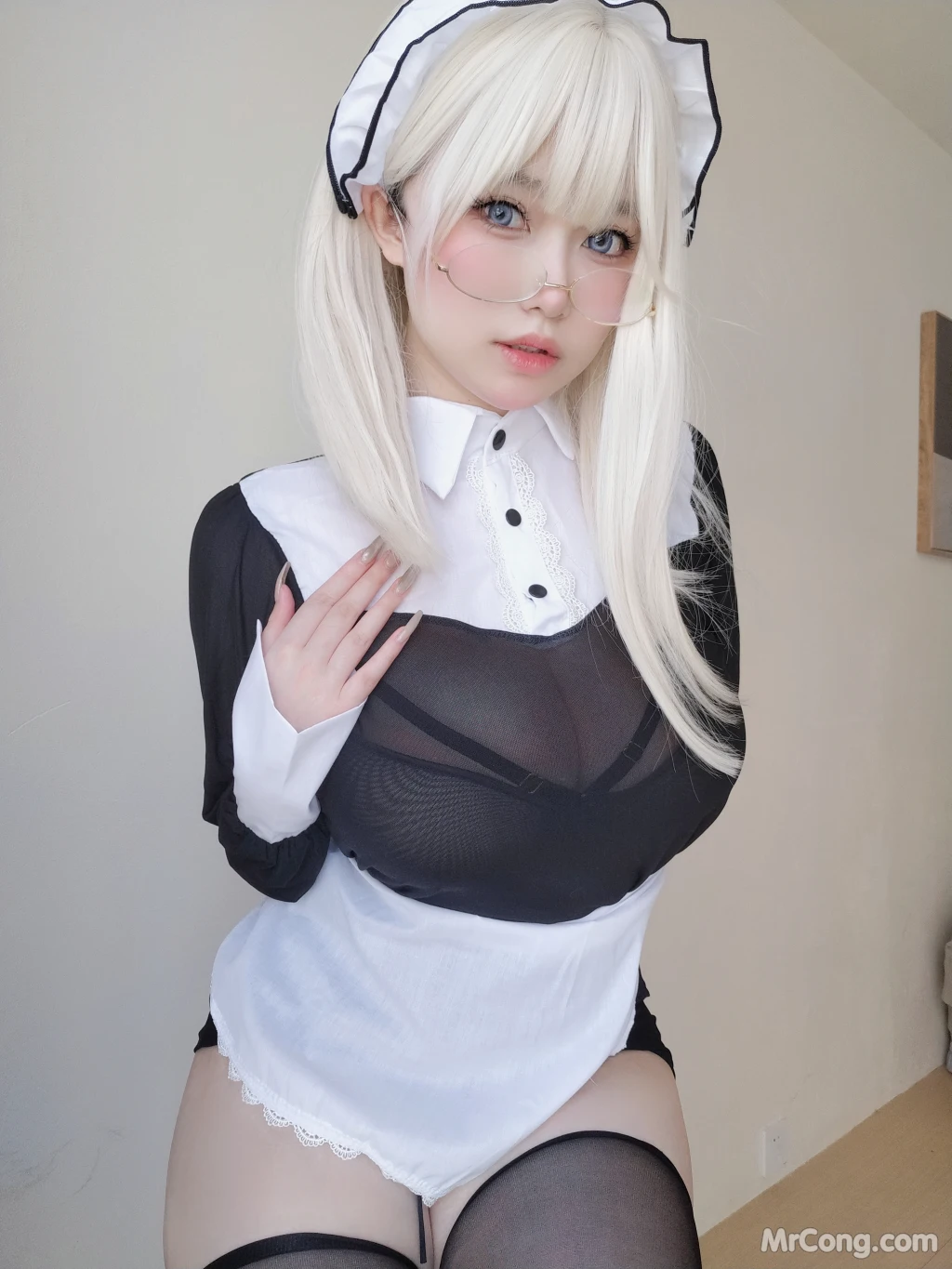 Coser女主K 主人的女仆 69 photos - 12