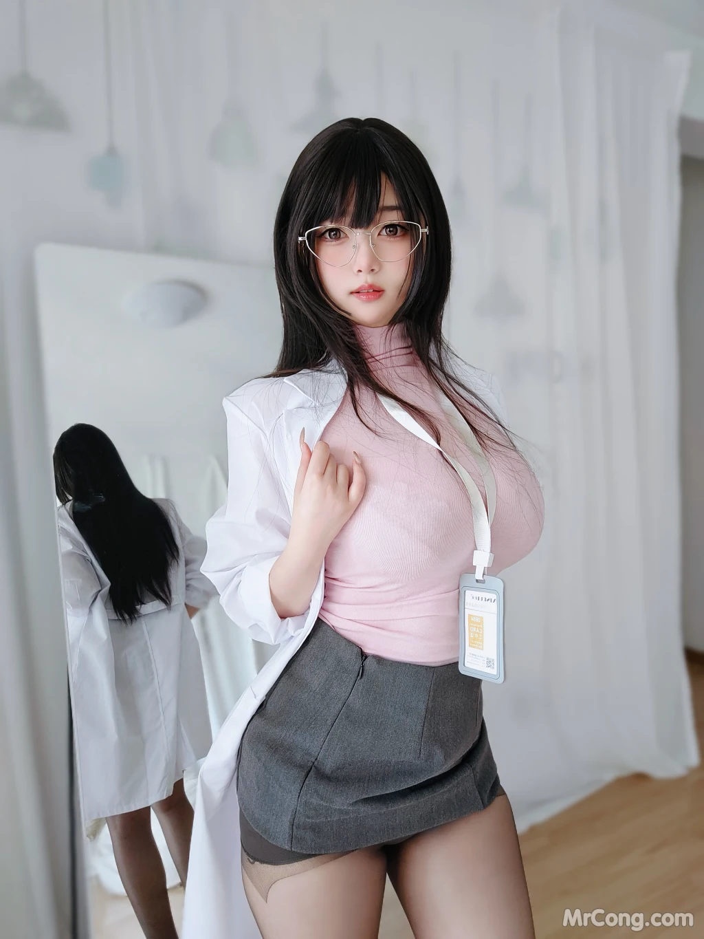 Coser女主K 保健医师 100 photos - 15